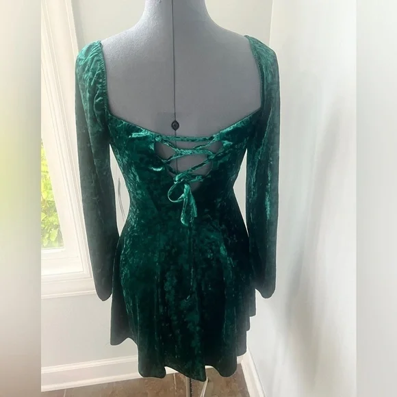 NWT City Vibe Sz S Long-Sleeve Hunter Green Stretchy Crushed Velvet Dress - Picture 7 of 16